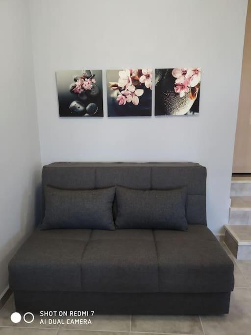 Sun And Sea 1 Apartment Elika Bagian luar foto